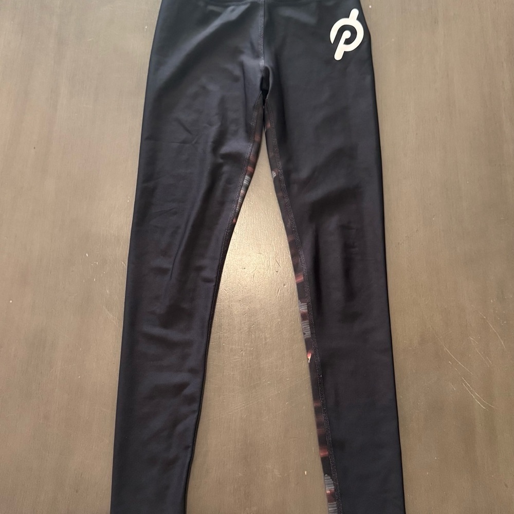 Peloton Women’s High Rise Black Floral Leggings Womens S